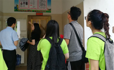 福建師范大學福清分校實踐隊探索新農(nóng)村公廁改革