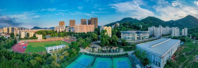 快訊!福建這所省屬公辦師范本科院校發(fā)布2021年專業(yè)選科要求!